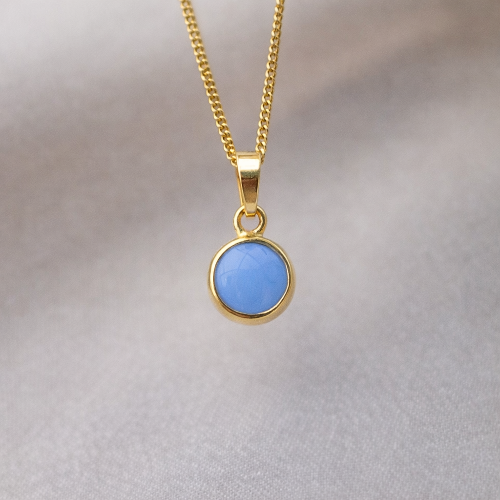 Luxe Gold Pendant Drop Necklace