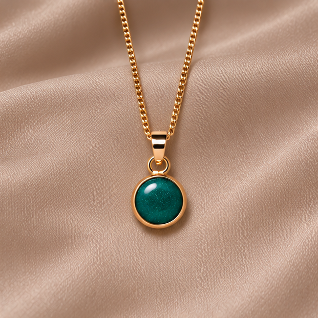 Luxe Gold Pendant Drop Necklace